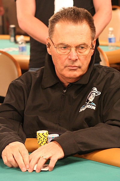 Dewey tomko casino win texas hold em poker casino